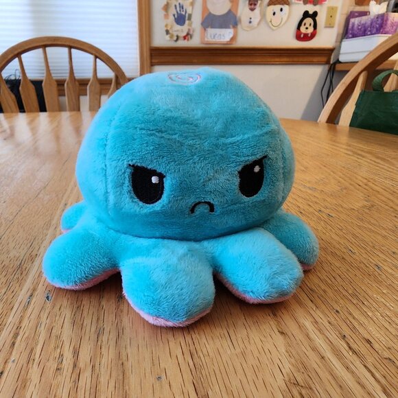 TeeTurtle Aqua/Pink The Original Reversible Octopus Plushie Stuffed Animal Toy - Picture 7 of 11